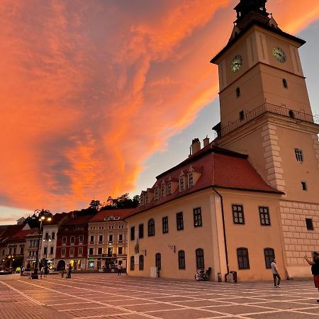 Key Apartments In Main Square Braşov Extérieur photo