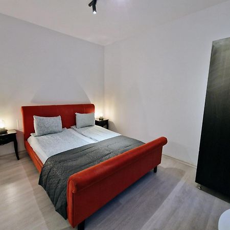Key Apartments In Main Square Braşov Extérieur photo