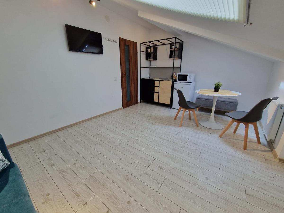 Key Apartments In Main Square Braşov Extérieur photo