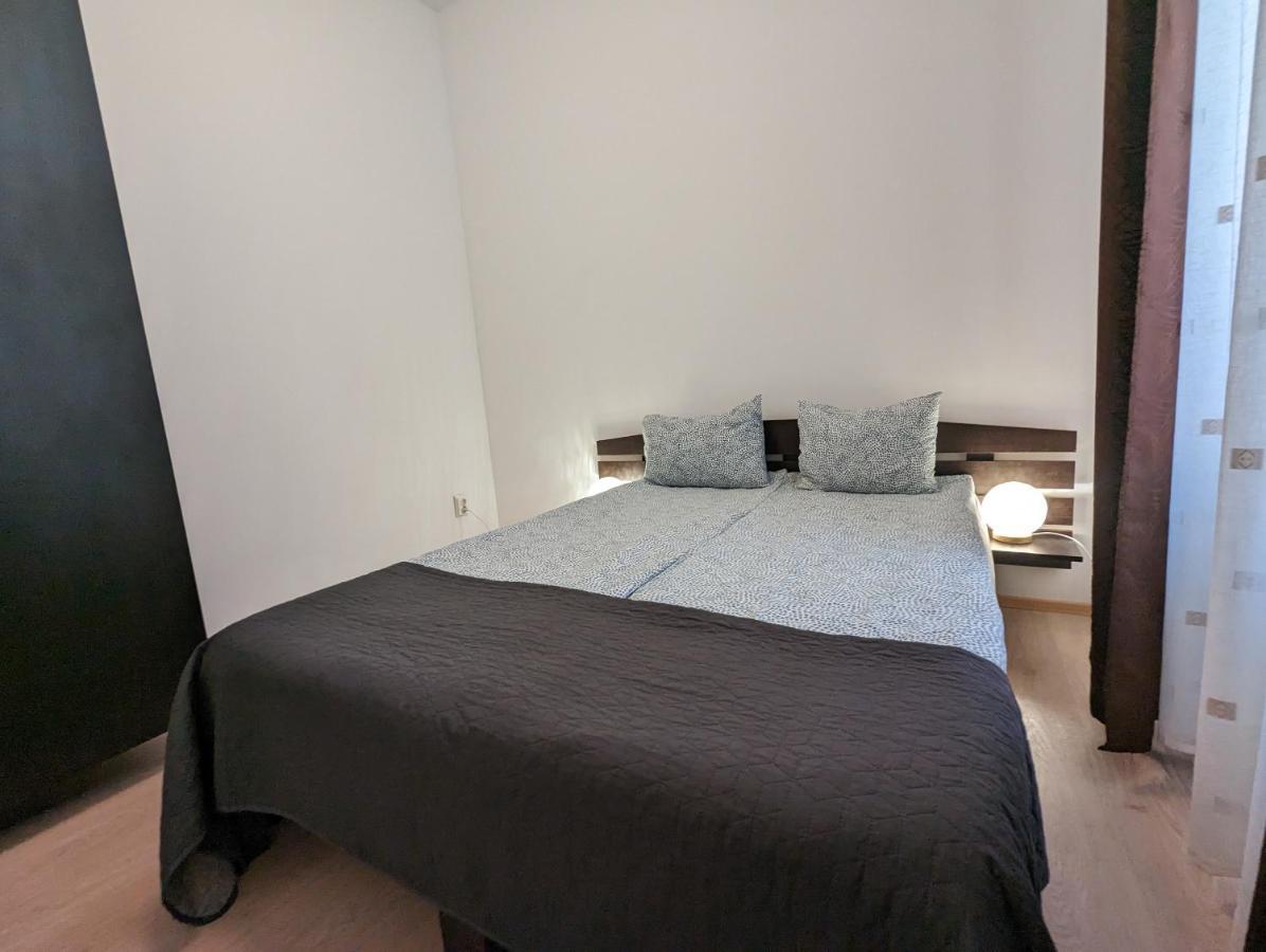 Key Apartments In Main Square Braşov Extérieur photo