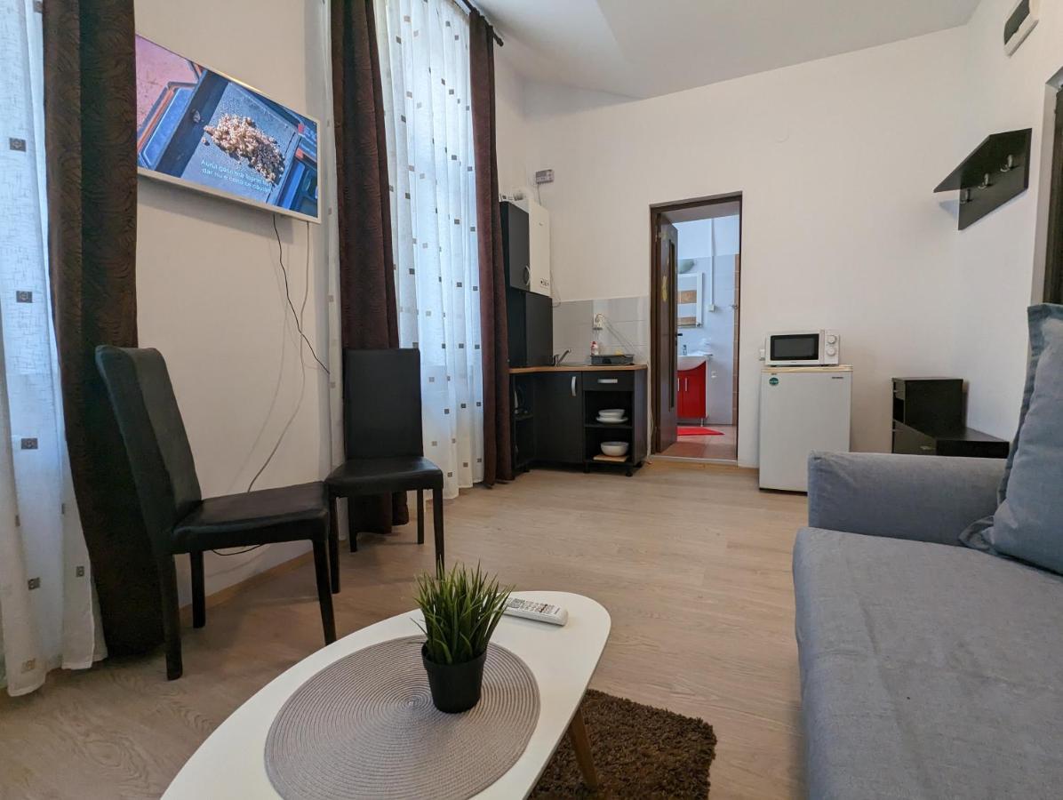 Key Apartments In Main Square Braşov Extérieur photo