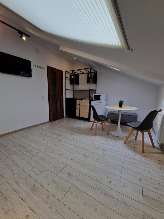 Key Apartments In Main Square Braşov Extérieur photo