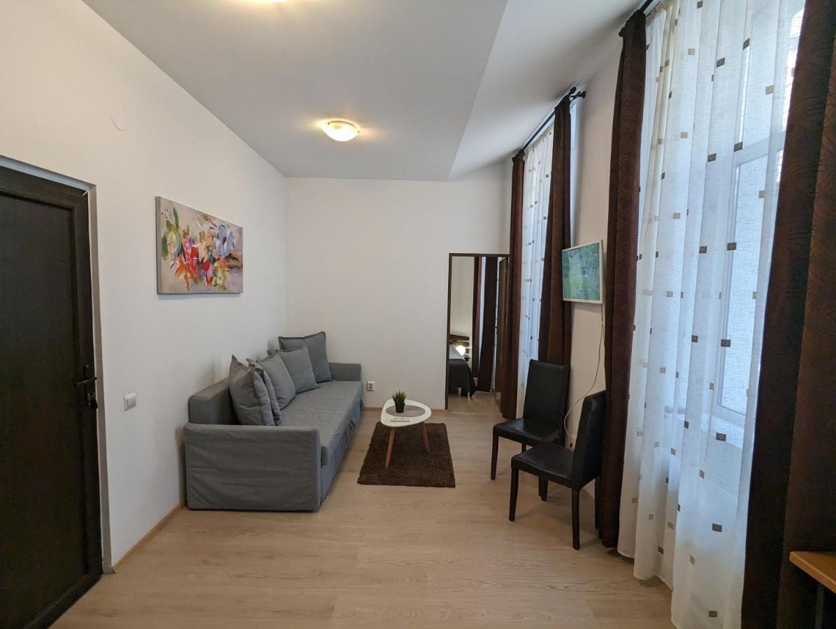 Key Apartments In Main Square Braşov Extérieur photo