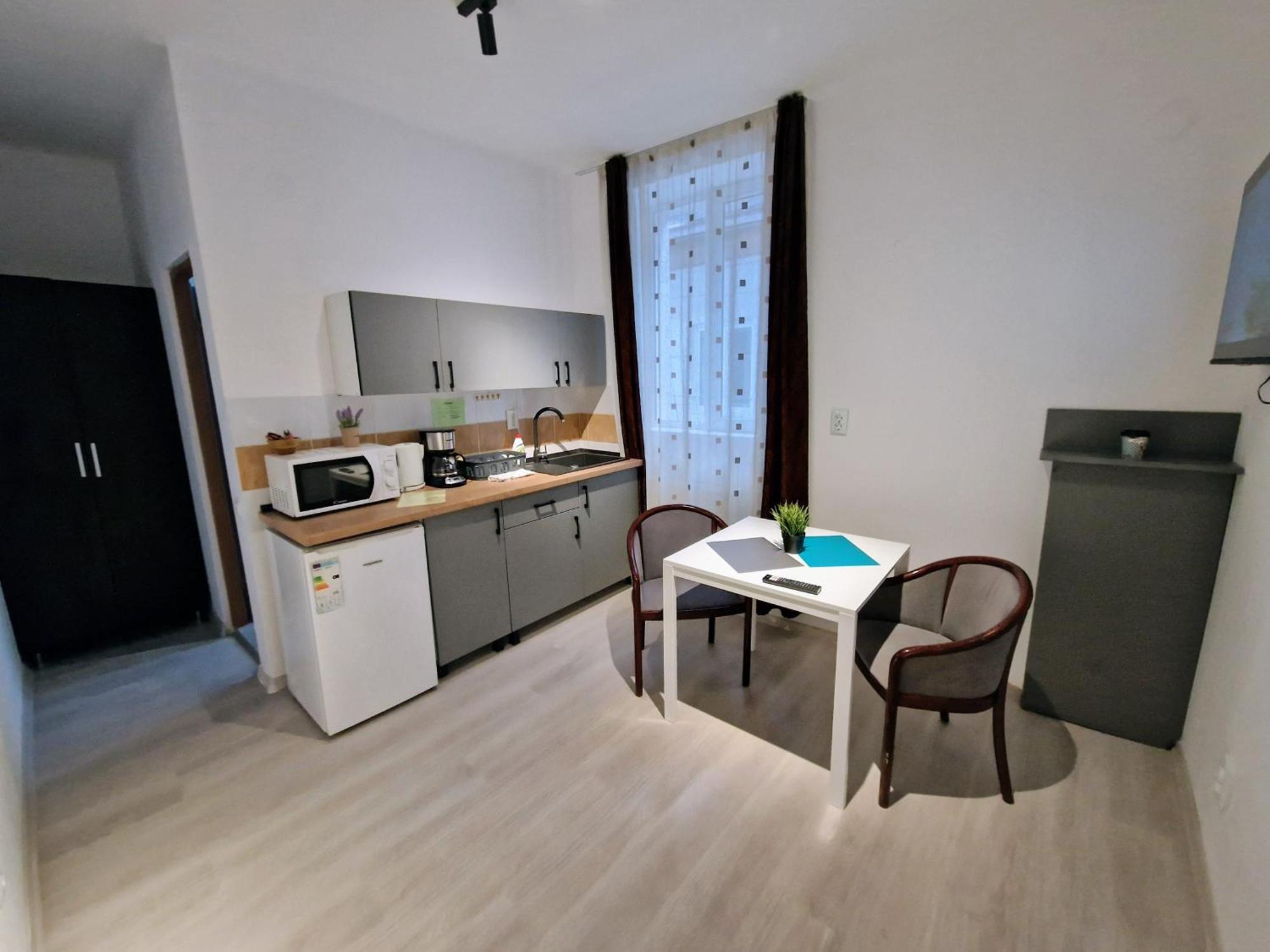 Key Apartments In Main Square Braşov Extérieur photo